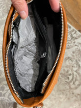 Load image into Gallery viewer, Journey Bag by Armoir