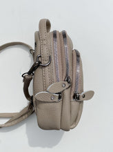 Load image into Gallery viewer, "Snapshot" Side Bag Purse by Armoir