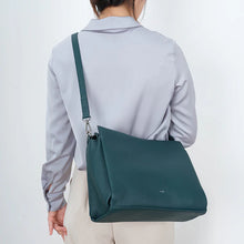 Load image into Gallery viewer, Co-Lab Purse "Camden" 3 colours