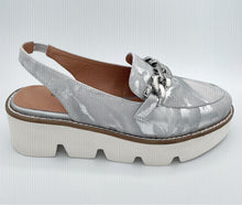 Load image into Gallery viewer, Tamara London Shoe "Pigeon" grey crush
