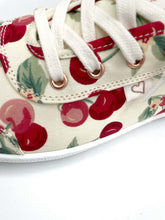 Load image into Gallery viewer, I Love Billy Sneaker "Mynka"