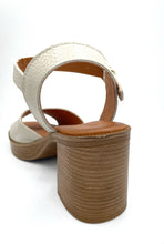 Load image into Gallery viewer, Ateliers Sandal "Deliza" Cream