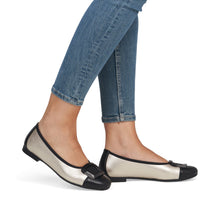 Load image into Gallery viewer, Remonte Shoe "Cleo" black and gold