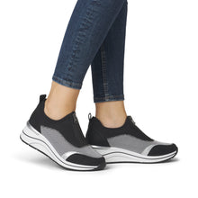 Load image into Gallery viewer, Remonte Sneaker "Tyra 3"