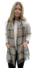 Load image into Gallery viewer, Heritage Handcrafted Woollens- Luxe-Lined Scarf- cream/grey