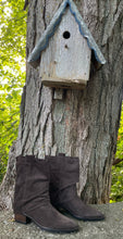 Load image into Gallery viewer, Ateliers Boot "Beth" Chocolate Suede