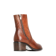 Load image into Gallery viewer, EOS Boot "Rogue" Brandy