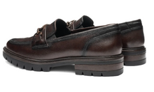 Load image into Gallery viewer, Ara "Camellia" cocoa loafer