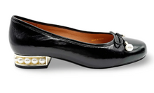 Load image into Gallery viewer, Tamara London Shoe "Azzi" black