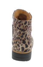 Load image into Gallery viewer, Django and Juliette Boot "Oh My" Leopard