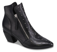 Load image into Gallery viewer, Django & Juliette Boot "Jazzy" Black stud