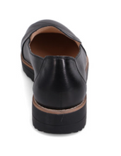 Load image into Gallery viewer, Django and Juliette Shoe "Omelie"