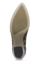 Load image into Gallery viewer, Django and Juliette Boot "Jazzy" leopard