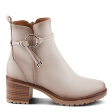 Load image into Gallery viewer, Patrizia Boot "Briggs" cream