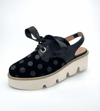 Load image into Gallery viewer, Tamara London Shoe "Pammy" black