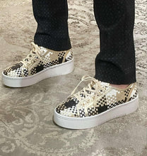 Load image into Gallery viewer, Minx Sneaker "Kellie" White Multi