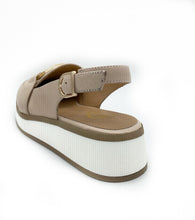 Load image into Gallery viewer, Empress Shoe "Rowan" taupe