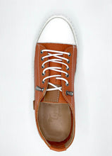Load image into Gallery viewer, Tyche Sneaker 1