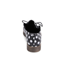 Load image into Gallery viewer, Django & Juliette "Kotty" black/white polka-dot