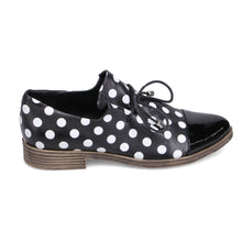 Load image into Gallery viewer, Django & Juliette "Kotty" black/white polka-dot