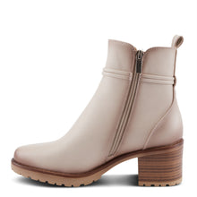 Load image into Gallery viewer, Patrizia Boot "Briggs" cream