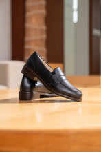 Load image into Gallery viewer, Remonte Shoe "Maeve" Black