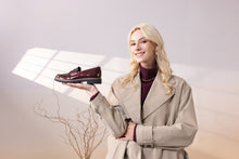 Load image into Gallery viewer, Remonte Shoe "Mira" Wine Red