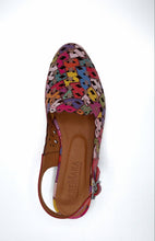 Load image into Gallery viewer, Kremara Shoe &quot;Fiesta&quot;multi
