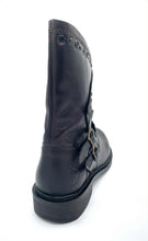 Load image into Gallery viewer, L&#39;Orange Boot Chocolate
