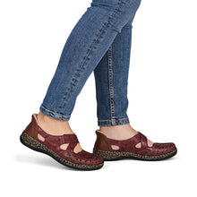 Load image into Gallery viewer, Rieker Shoe "Maya" red
