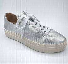 Load image into Gallery viewer, Atelier &quot;Vince 2.0&quot; Silver Sneaker
