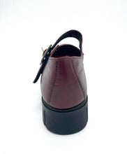 Load image into Gallery viewer, Saydo Shoe &quot;Maraud&quot; wine
