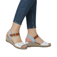 Load image into Gallery viewer, Rieker Sandal &quot;Jana 2&quot; white/blue
