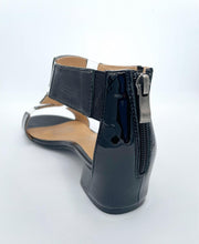 Load image into Gallery viewer, Tamara Shoe &quot;Abbie&quot;  black patent
