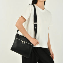 Load image into Gallery viewer, Co Lab "Arquette" Crossbody Bag 2 colours
