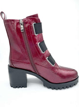 Load image into Gallery viewer, Aqua Flex Boot &quot;Believe&quot; Ruby Krinkle
