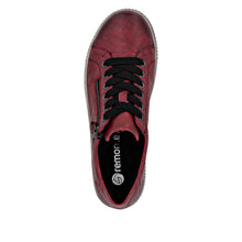 Load image into Gallery viewer, Remonte Sneaker &quot;Octavia&quot; red
