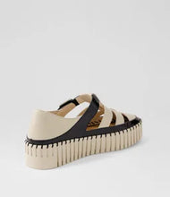 Load image into Gallery viewer, Django and Juliette Sneaker "Baytown"
