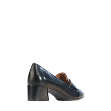 Load image into Gallery viewer, EOS Shoe "Hatena" black

