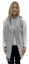 Load image into Gallery viewer, Heritage Handcrafted Woollens- Luxe-Lined Scarf- grey houndstooth
