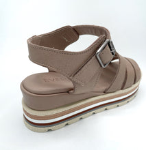 Load image into Gallery viewer, Everly Sandal "Casey" stone
