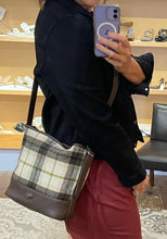 Load image into Gallery viewer, Co-lab Purse "Natasha" large
