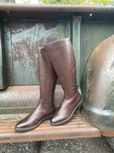 Load image into Gallery viewer, EOS Boot "Blanche" brown
