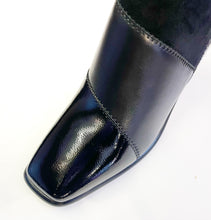 Load image into Gallery viewer, Aqua Flex Boot "Rachel" black
