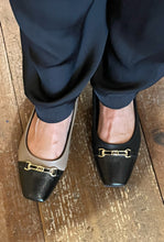 Load image into Gallery viewer, Piccadilly Shoe "Beatrix" taupe
