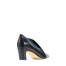 Load image into Gallery viewer, EOS Shoe "Kit" black
