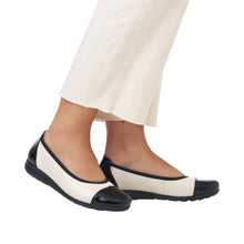 Load image into Gallery viewer, Rieker Shoe &quot;Maris&quot; black/ivory
