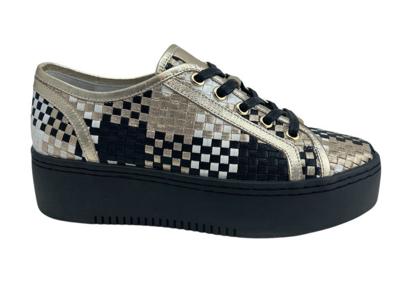 Minx Sneaker 