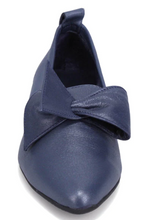 Load image into Gallery viewer, Bueno Shoe &quot;Ilyana&quot;  Navy Shimmer
