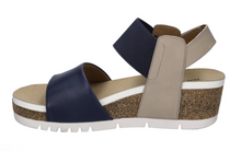 Load image into Gallery viewer, Josef Seibel Sandal &quot;Gwen&quot; navy
